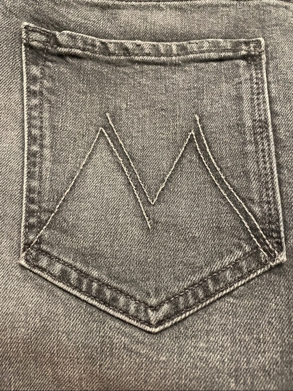 MOTHER Last Ride GrayCharcoal The Skipper Short N' Long Fray Jean Shorts Size 29